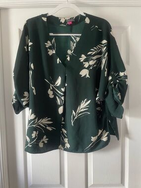 Vince Camuto Large Floral Blouse forest Green